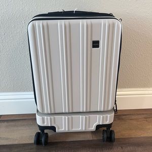 New Calpak carry-on!